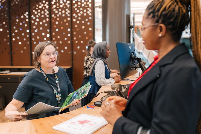 CB01589-Manaaki Desk-17