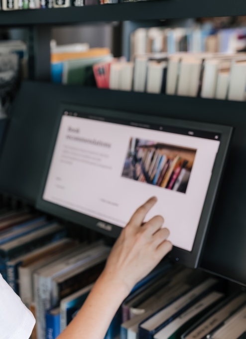 CB01589-TMT-Interstitial-47776