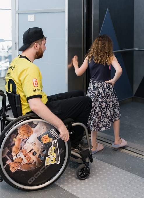 Accessibility access at Te Matapihi ki te Ao nui