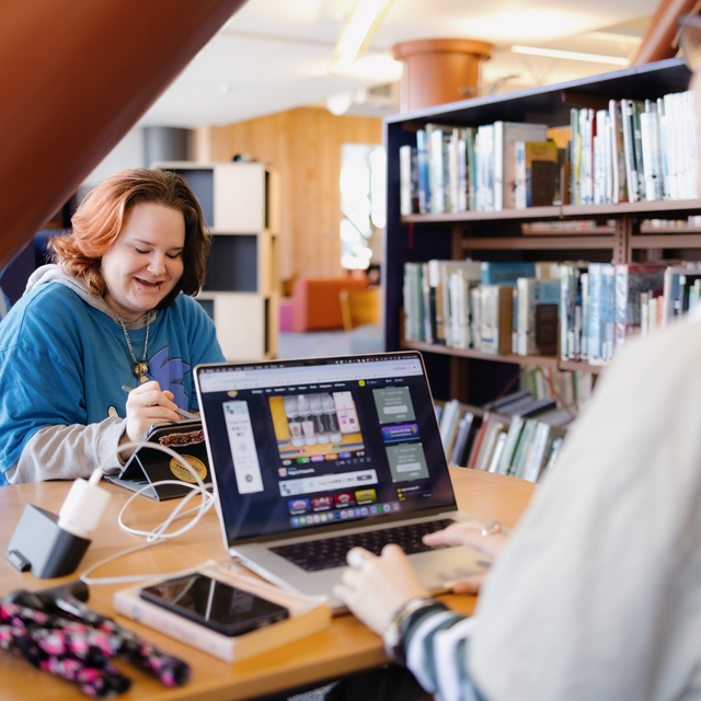Maori Book Collection_24A3849