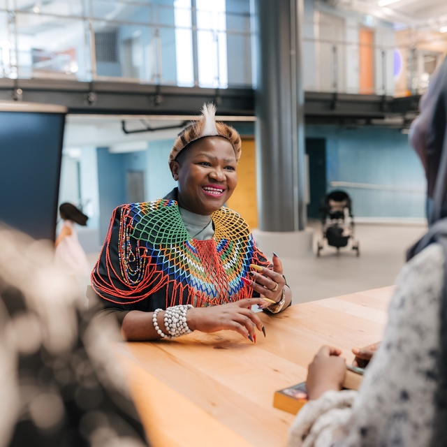 CB01589-Manaaki Desk-2