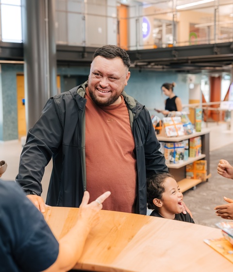 CB01589-Manaaki Desk-5